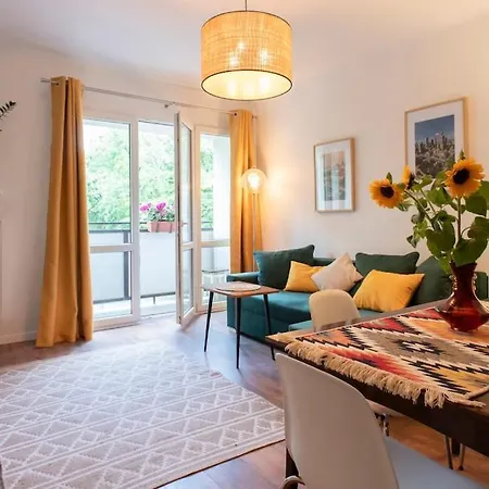 アパート Concierge Sokolowska *